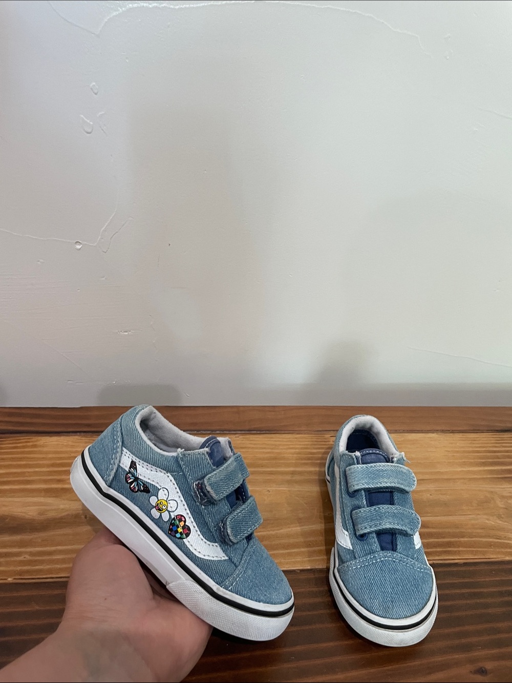 Vans Kids Light Blue Denim Velcro Sneakers with White Stripe and Floral Patch